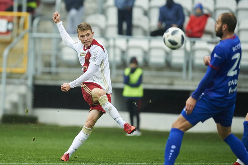 10.11.2018 MECZ FORTUNA PIERWSZA LIGA LKS LODZ - CHROBRY GLOGOW PILKA NOZNA