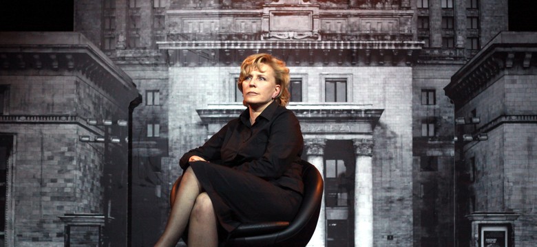 Ten kultowy spektakl wyreżyserowała Magda Umer. Premiera w Teatrze Telewizji