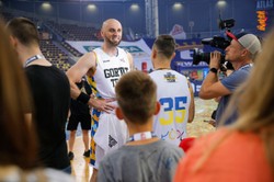 Gortat chwali się emeryturą. "Co miesiąc pobieram świadczenie"