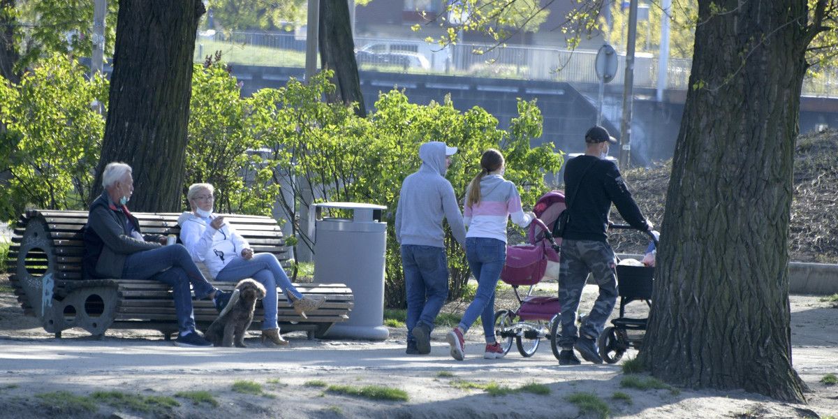 Wrocławianie ruszyli do parków