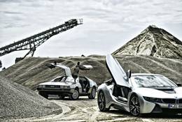 Wehikuły czasu - DeLorean DMC-12 i BMW i8