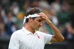 Federer spieniężył swoje pamiątki. Dochód jest astronomiczny