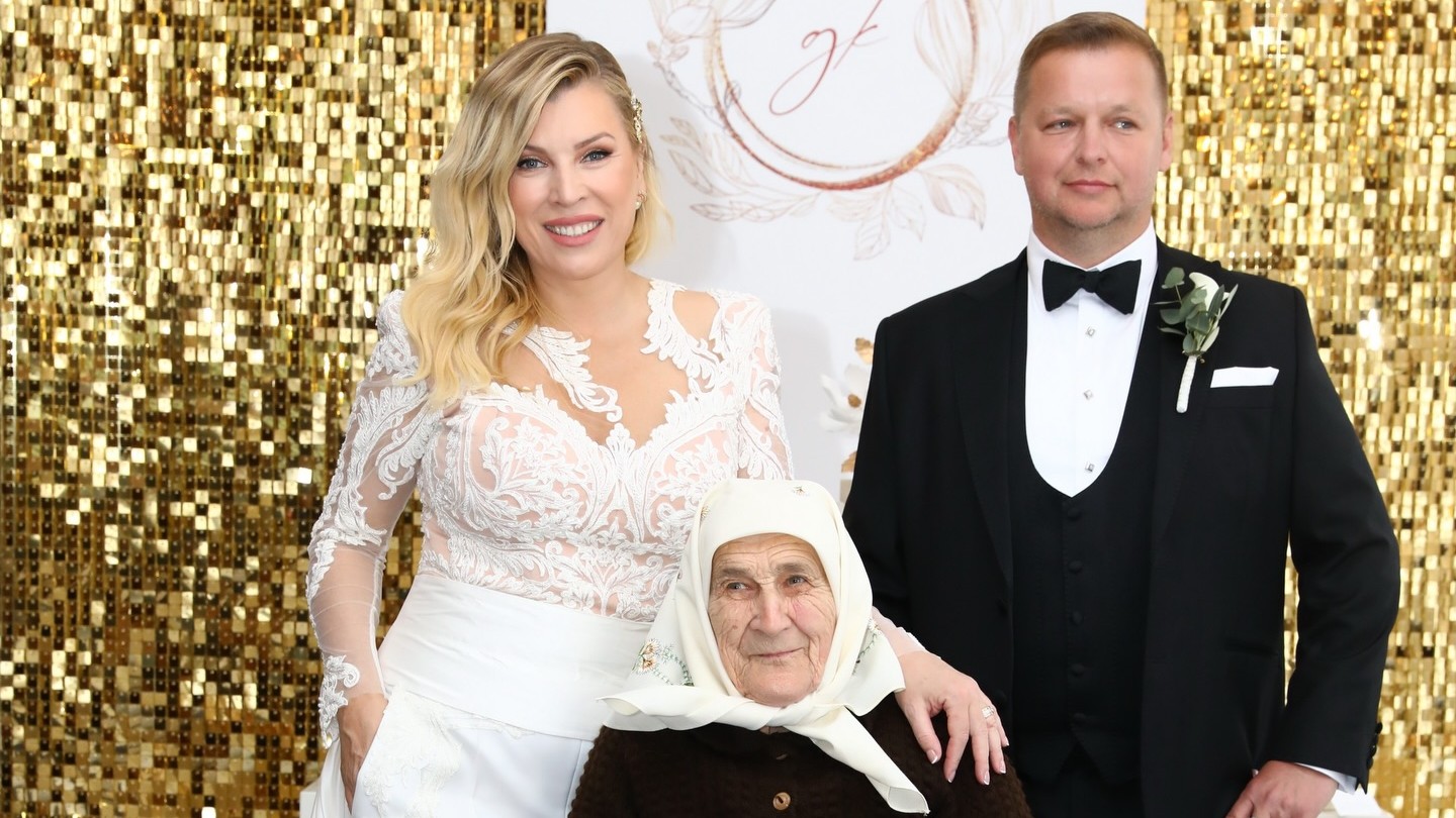 Dramaturgička a producentka Gabriela Ruman s manželom a svojou starenkou.