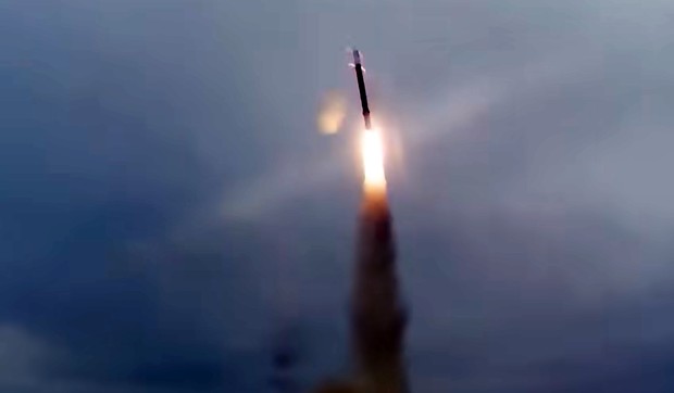 raketa Orešnik pokrivalica