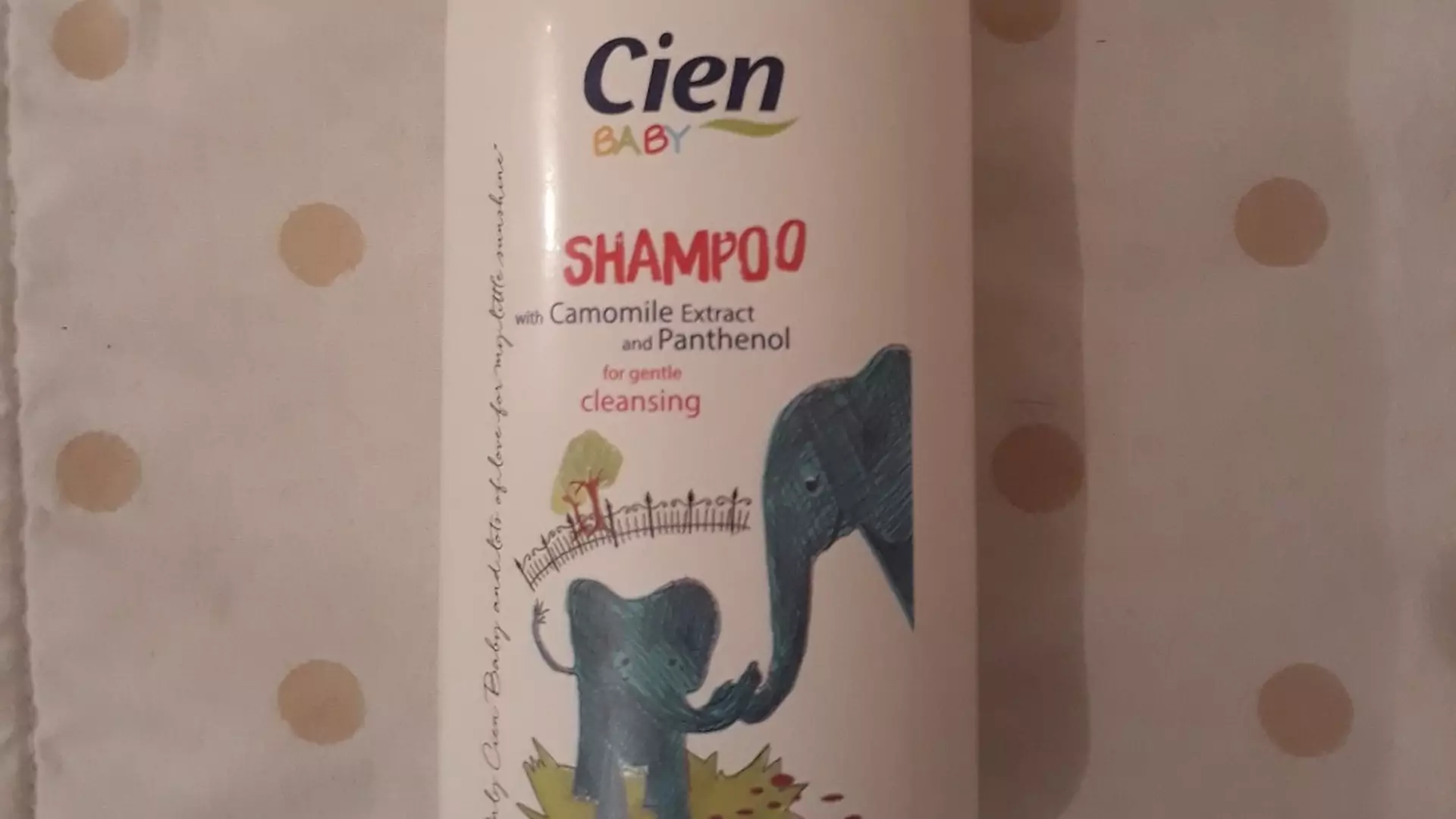 Ten szampon dla dzieci kosztuje mniej niż 5 zł i jest świetny także dla mam [mój test]
