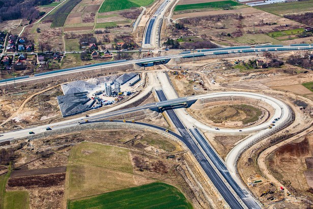 Odcinek "węzeł Krzyż - węzeł Dębica Pustynia" autostrady A4 w trakcie budowy, GDDKiA