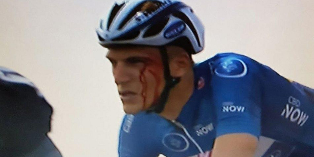 Marcel Kittel znokautowany przez Andrija Hriwko w środku wyścigu!