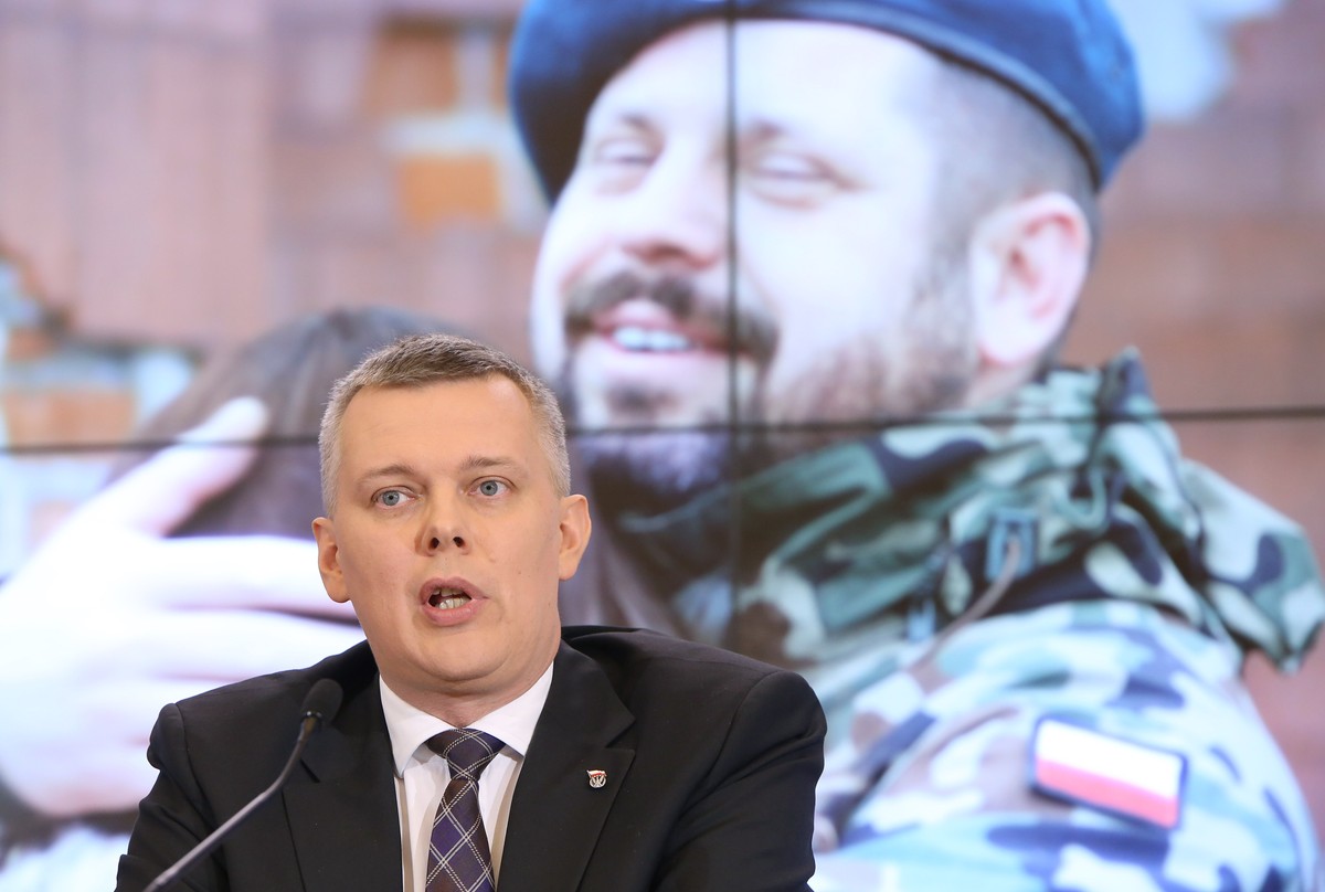 Szef MON Tomasz Siemoniak