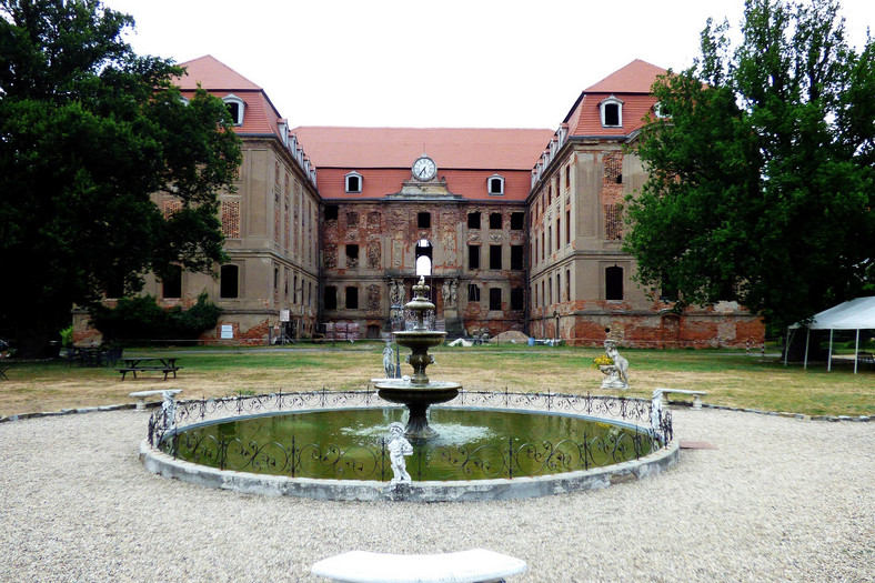 Pałac w Brodach (Lubuskie)