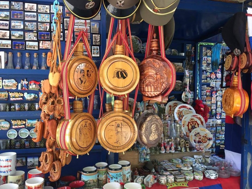 Bogata ponuda na tezgama