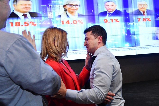 Volodimir Zelenski sa suprugom Olenom Zelenskom