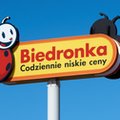 Nowe promocje w Biedronce. 1 zł za opakowanie kiełbasy, jeden kosmetyk za darmo