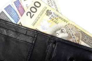 Ile trzeba zarabiać, aby mieć 4000 zł emerytury? Wyliczenia, które pozwolą Ci zaplanować przyszłość