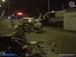 Śmiertelny wypadek w Gdyni. Pijany 22-latek nie ma prawa jazdy