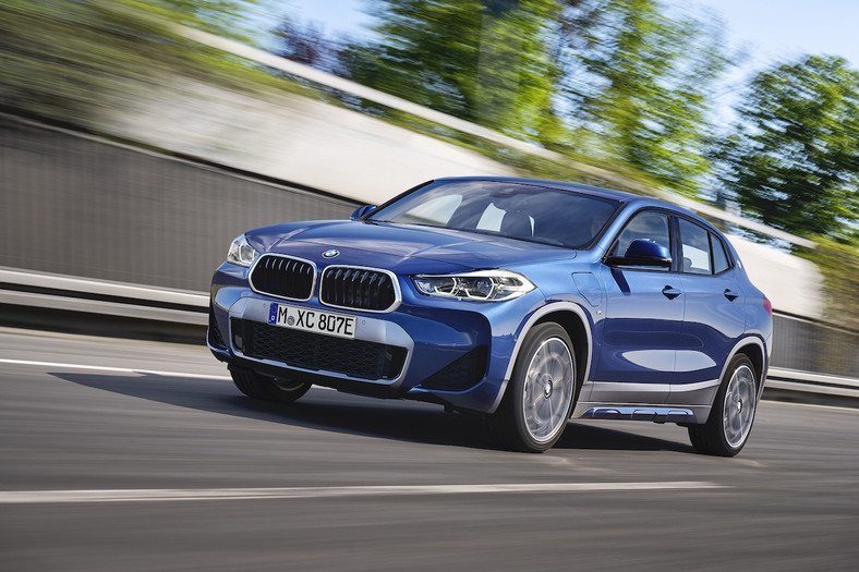 BMW X2  w hybrydowej wersji xDrive 25e