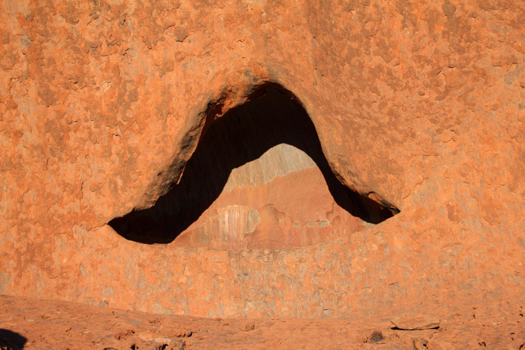 U podstawy Ayers Rock (Uluru)