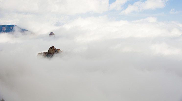 Sűrű ködbe burkolózhat a táj / Fotó: Northfoto