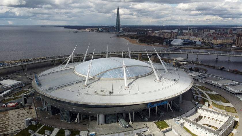 W fazie grupowej Euro 2020 reprezentanci Polski będą grali na stadionach w Sankt Petersburgu i w Sewilli