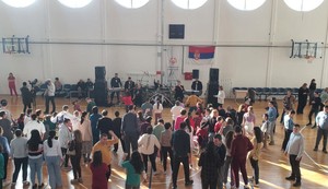 Arena bend dodela paketiće 