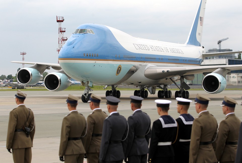 WARSZAWA BARACK OBAMA WIZYTA LOTNISKO