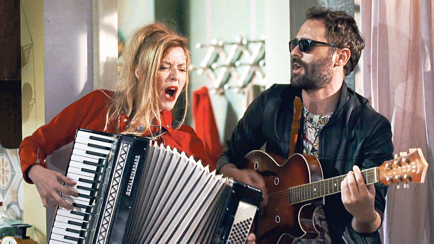 Nataša Marković i Raša Bukvić kao bračni par u seriji “Slučaj porodice Bošković”