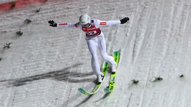 tomasiak w wiśle osiągnął największy sukces w karierze. prevc liderem pucharu świata