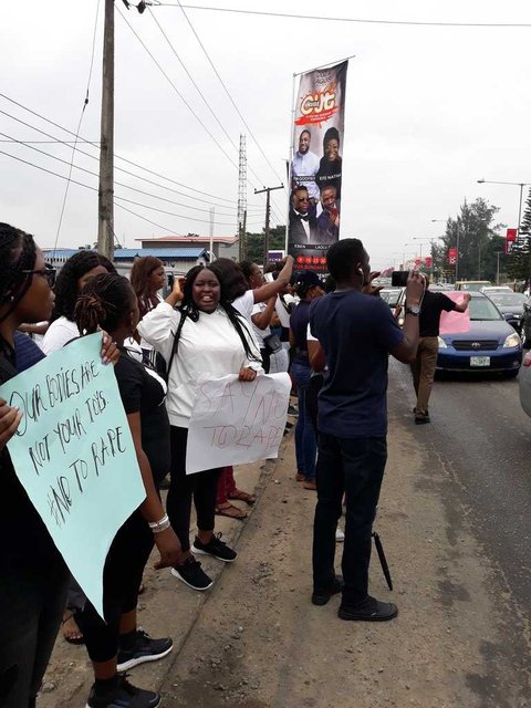 Protesters occupy COZA church in Lagos, screaming no to rape. (Pulse)