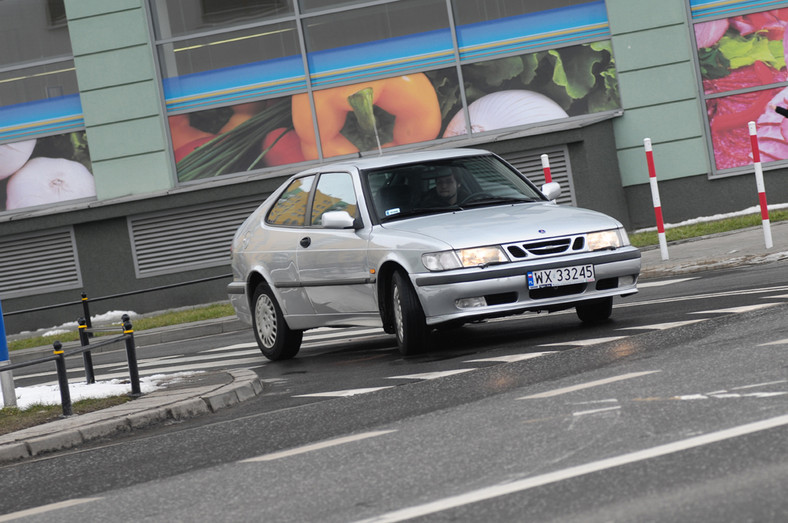 Saab 9-3 2.0 Turbo - Z pozoru na każdą kieszeń