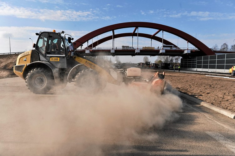 Budowa autostrady A-4 Rzeszów - Korczowa kosztowała 4 752 650 500.03 zł. Z UE pochodziło <b>2 682 776 091.15 zł </b>