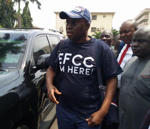 Former Ekiti State Governor, Ayodele Fayose arrives the EFCC office in 2018 with a shirt that says it all (SaharaReporters) 