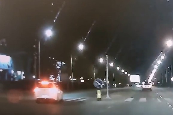 VOZIŠ AUTO-PUTEM I VIDIŠ FAROVE, IDU PRAVO NA TEBE! Dva nova slučaja vožnje u kontrasmeru u Srbiji: Noćna mora vozača ne prestaje