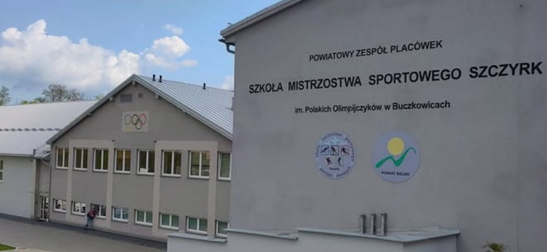 "Szkoła idzie w stronę przepaści". Dramatyczny apel samorządowca