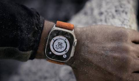 Apple Watch Ultra w częściach. Smartwatch otrzymał dużą baterię