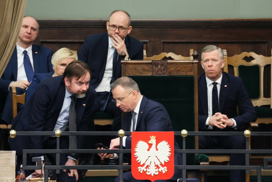 Prezydent Andrzej Duda w towarzystwie kierownictwa KPRP. Od lewej: Wojciech Kolarski, Grażyna Ignaczak-Bandych, Paweł Szrot, Marcin Przydacz, Piotr Ćwik (13.04.2023)