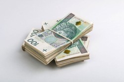 Jak przejść z brutto do netto w 5 krokach? Podwyżka pensji minimalnej do 4300 zł [WYLICZENIA]