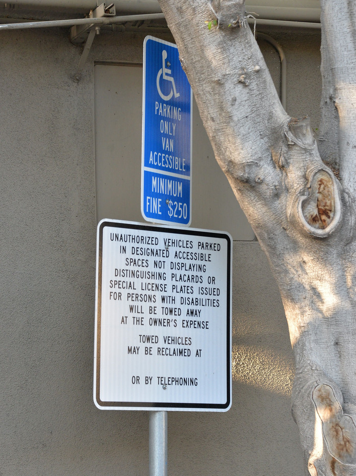 Kendall Jenner zaparkowała auto w miejscu dla niepełnosprawnych