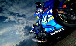 Suzuki, Honda czy Yamaha? Za ile i jakie motocykle sprowadzają Polacy