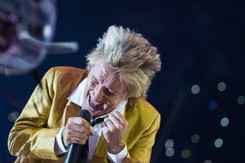 Rod Stewart wyda płytę z nowymi wersjami wielkich przebojów, nagranych z orkiestrą symfoniczną