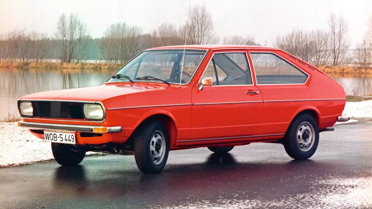 Rozpoznasz ten i 11 innych samochodów marzeń epoki PRL?