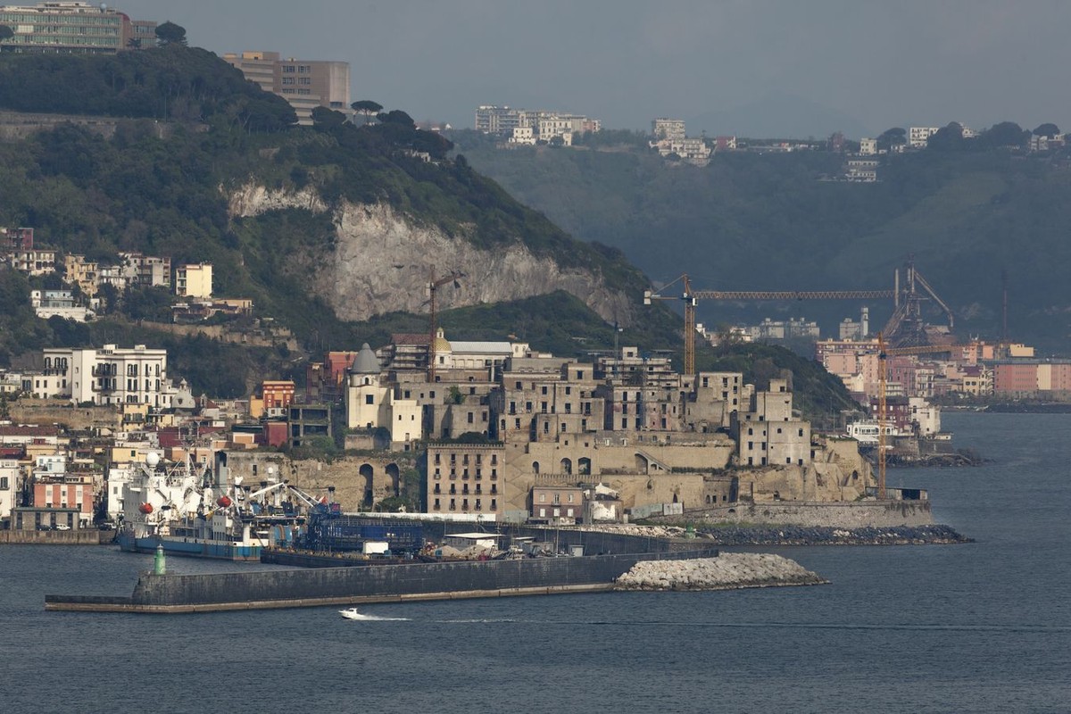 Stare miasto, Pozzuoli, Włochy