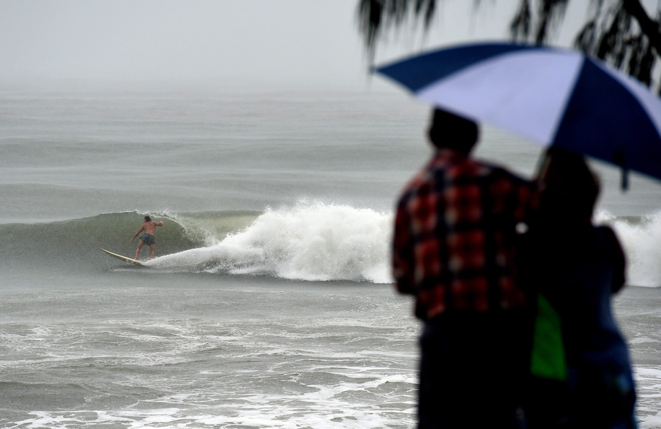 AUSTRALIA CYCLONE MARCIA (Cyclone Marcia hits Queensland)