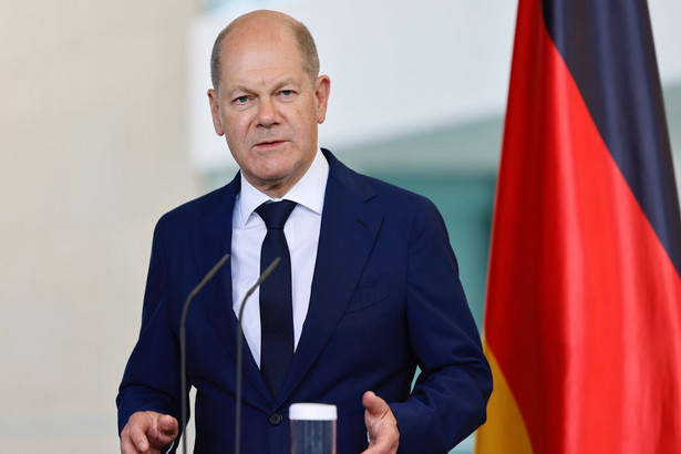 Scholz gotowy do wznowienia kontaktu z Putinem. "W odpowiednim czasie"