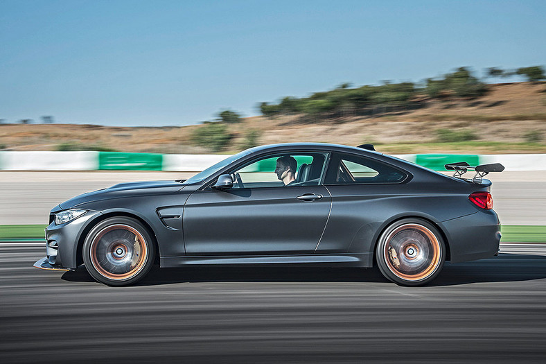 BMW M4 GTS