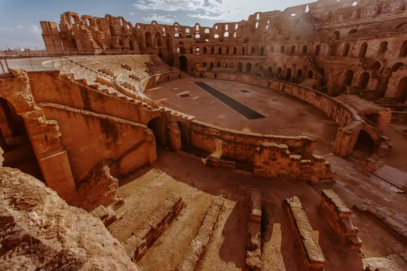 Amfiteatr w El Jem, gdzie kręcono sceny do Gladiatora, fot. Getty Images