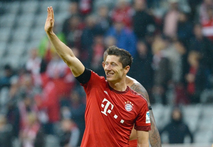 Robert Lewandowski 'superstar'! Strzelił pięć goli w dziewięć minut!