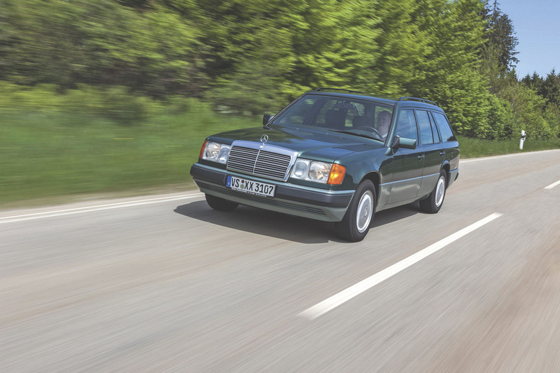 Mercedes 230 TE - spalanie testowe 8,8 l/100 km