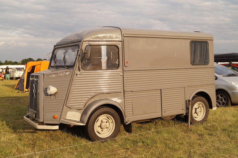 21. Światowy Zlot Miłośników Citroëna 2CV w Toruniu