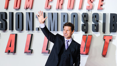 Soha nem látott, álomszerű körülmények között tartják Angliában Tom Cruise-t – részletek