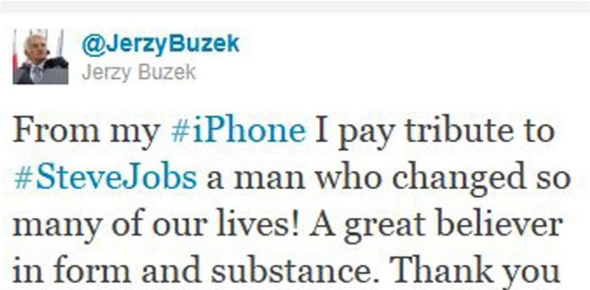 Buzek przez iPhone'a złożył hołd Jobsowi