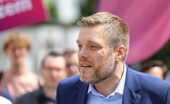 Zandberg chce pojść do wyborów parlamentarnych razem z Wiosną. 'Chcemy jednej listy na lewo od Koalicji Europejskiej'